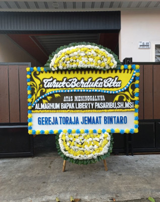 Papan Bunga Duka di Kepanjen